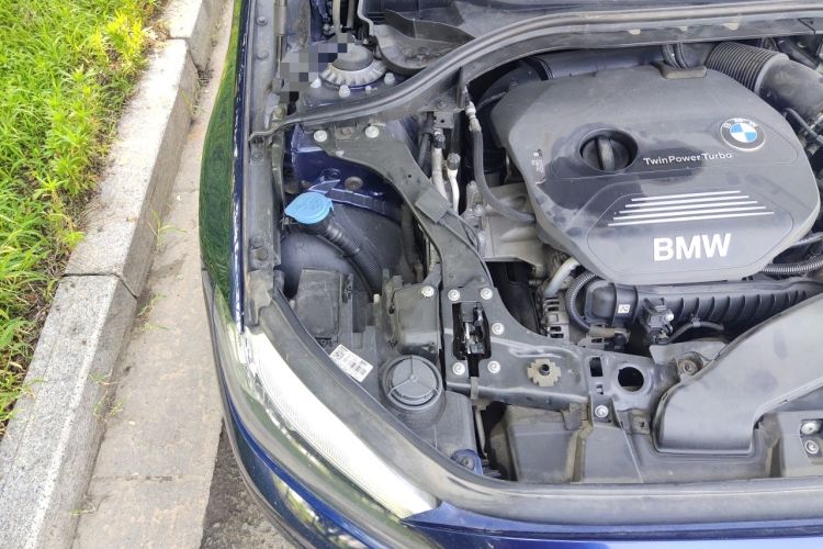 Used BMW 1 Series 2017 118i Fashion Model Engine Bay Right