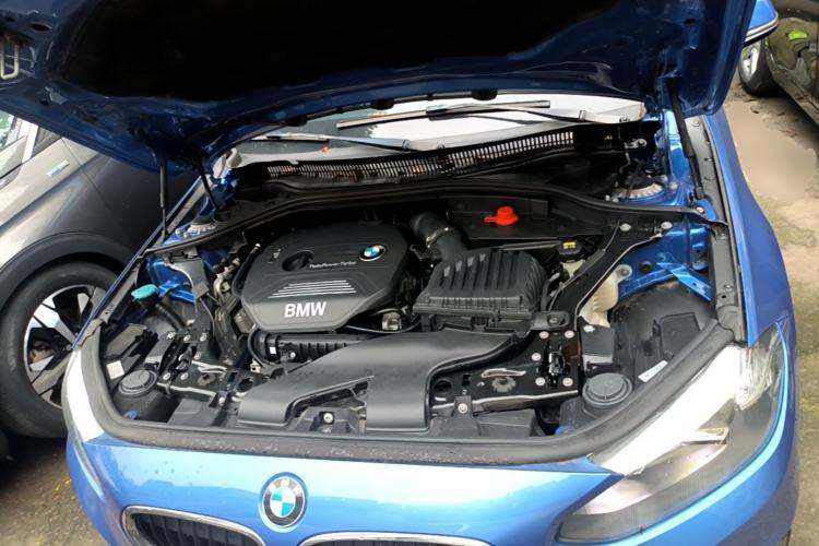 Used BMW 1 Series 2017 118i Fashion Model Engine Bay