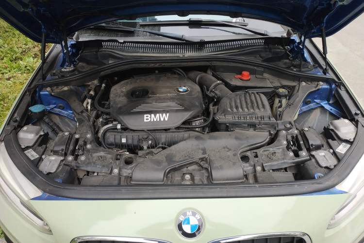 Used BMW 1 Series 2017 125i Sport Model Engine Bay