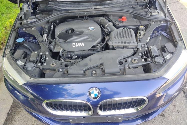 Used BMW 1 Series 2017 118i Fashion Model Engine Bay