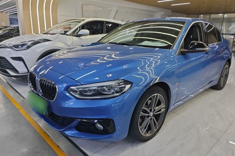 Used BMW 1 Series 2017 118i Sport Edition Guazi used car, China used car export, Used car for sale, Used BMW cars, Cheapest cars for sale