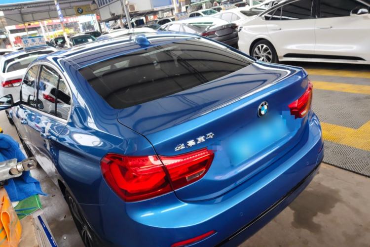 Used BMW 1 Series 2017 118i Sport Edition Exterior 2