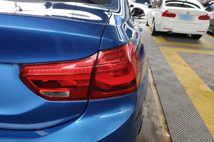 Used BMW 1 Series 2017 118i Sport Edition Exterior 3