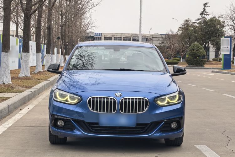 Used BMW 1 Series 2017 118i Sport Edition Exterior 4