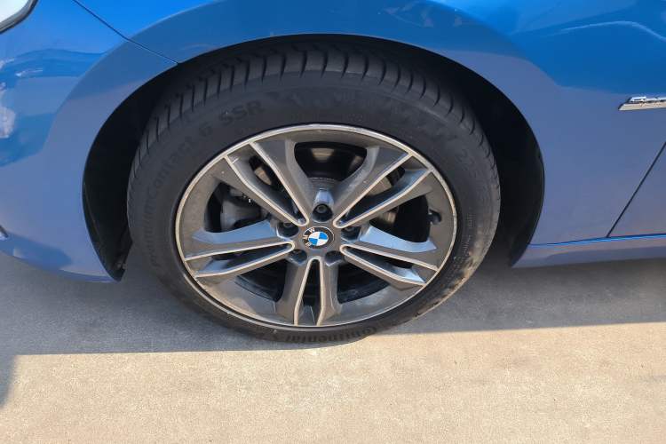 Used BMW 1 Series 2017 118i Sport Edition Exterior 4