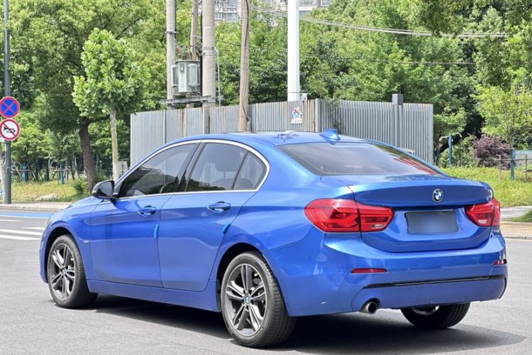 Used BMW 1 Series 2017 118i Sport Edition Exterior 4