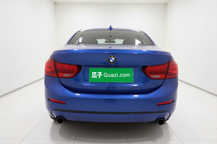 Used BMW 1 Series 2017 120i Design Package Model Exterior 4