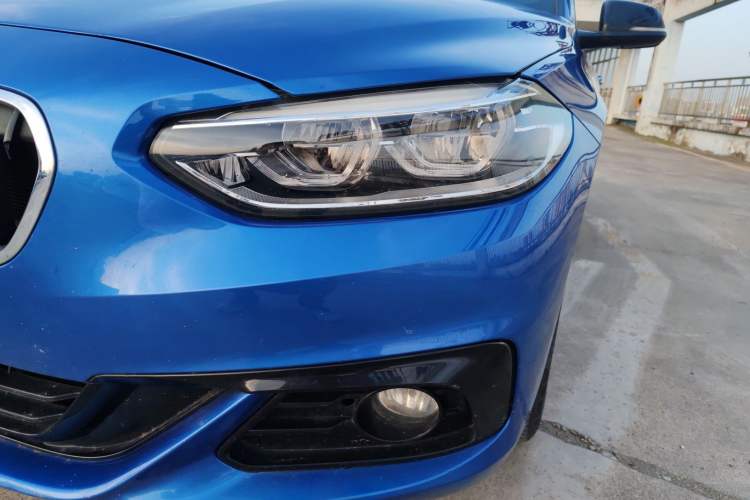 Used BMW 1 Series 2017 118i Sport Edition Exterior 5