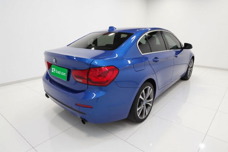 Used BMW 1 Series 2017 120i Design Package Model Exterior 5