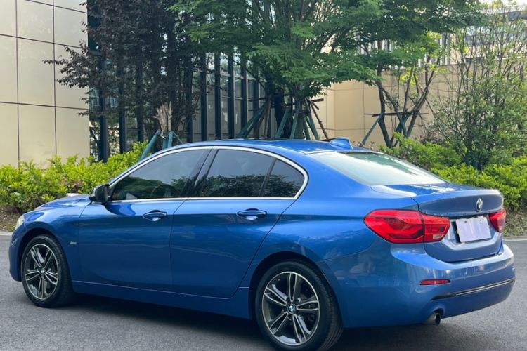 Used BMW 1 Series 2017 118i Sport Edition Exterior 5