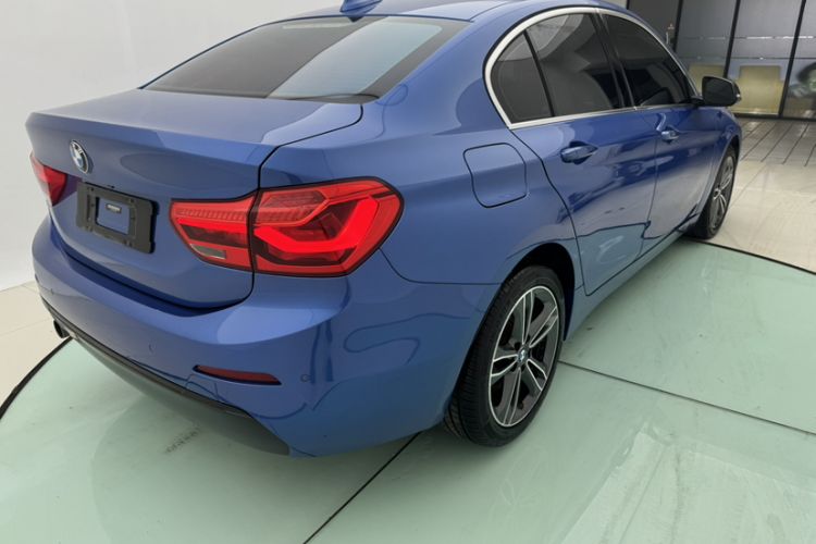 Used BMW 1 Series 2017 118i Sport Edition Exterior 5
