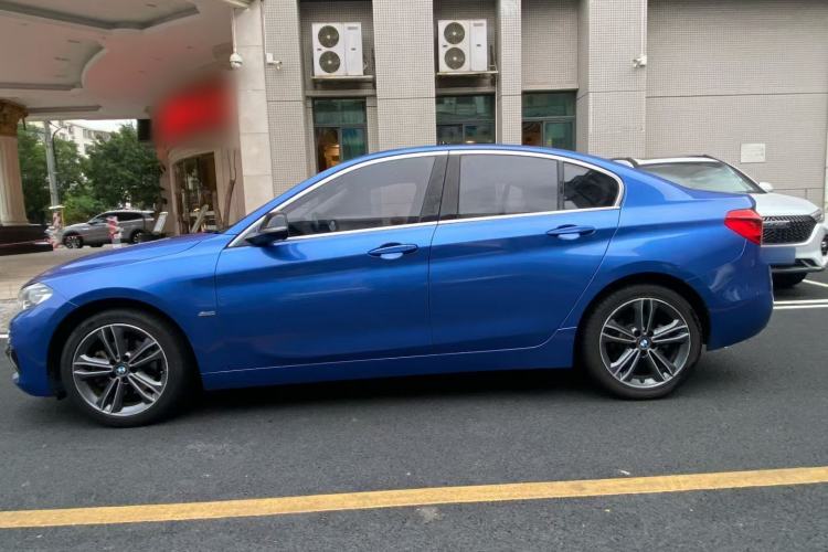 Used BMW 1 Series 2017 118i Sport Edition Exterior 7