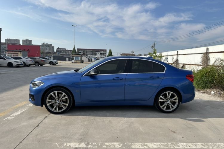 Used BMW 1 Series 2017 120i Design Package Model Exterior 8