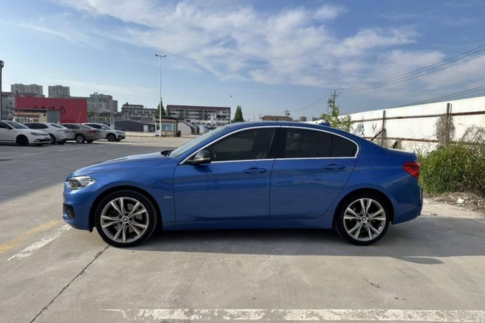 Used BMW 1 Series 2017 120i Design Package Model Exterior 8