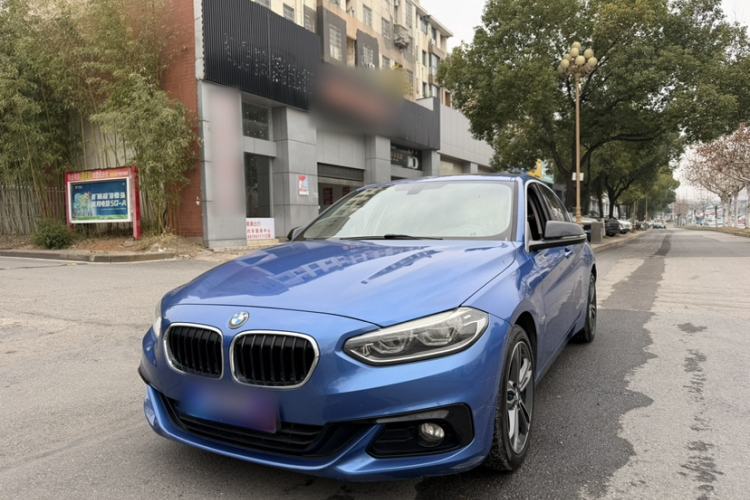 Used BMW 1 Series 2017 118i Sport Edition Exterior 9