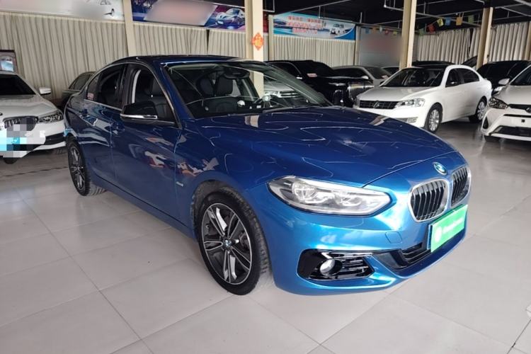 Used BMW 1 Series 2017 118i Sport Edition Front Right 45 Deg