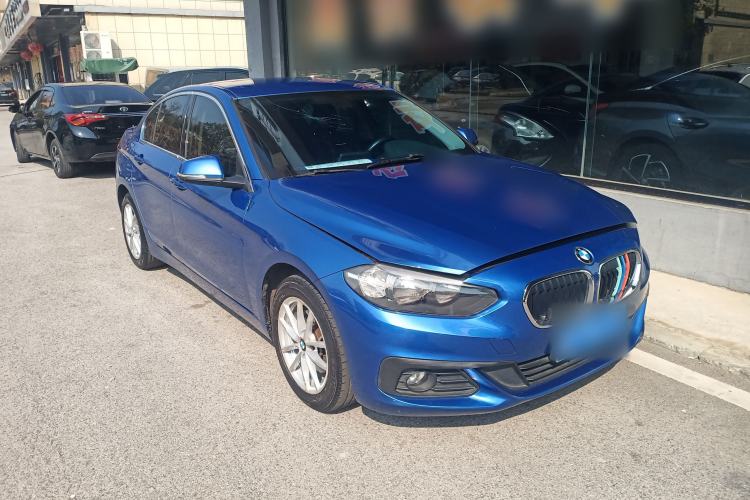 Used BMW 1 Series 2017 118i Fashion Model Front Right 45 Deg
