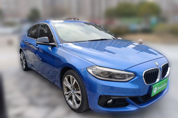 Used BMW 1 Series 2017 120i Design Package Model Front Right 45 Deg