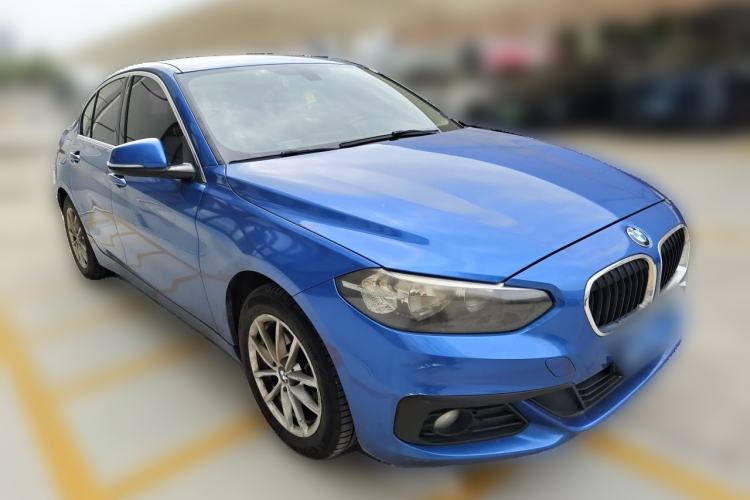 Used BMW 1 Series 2017 118i Fashion Model Front Right 45 Deg