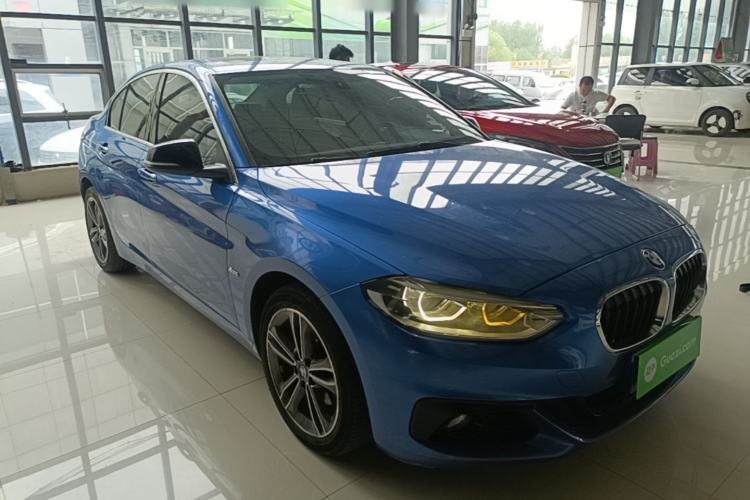 Used BMW 1 Series 2017 118i Sport Edition Front Right 45 Deg