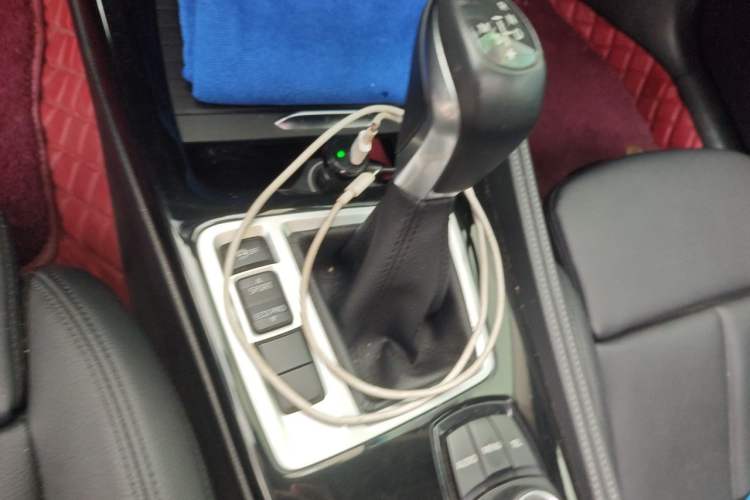 Used BMW 1 Series 2017 118i Sport Edition Gear Lever