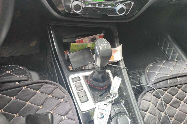 Used BMW 1 Series 2017 118i Design Package Model Gear Lever