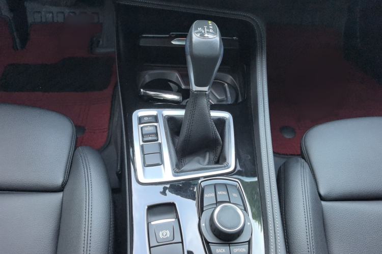 Used BMW 1 Series 2017 118i Sport Edition Gear Lever