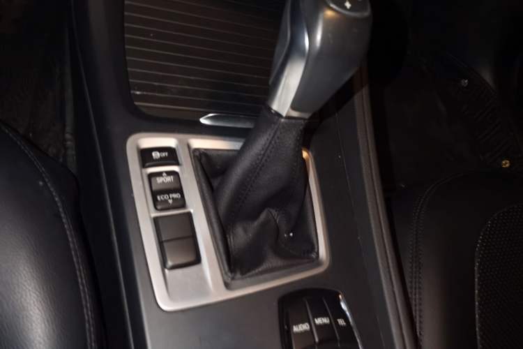 Used BMW 1 Series 2017 118i Fashion Model Gear Lever