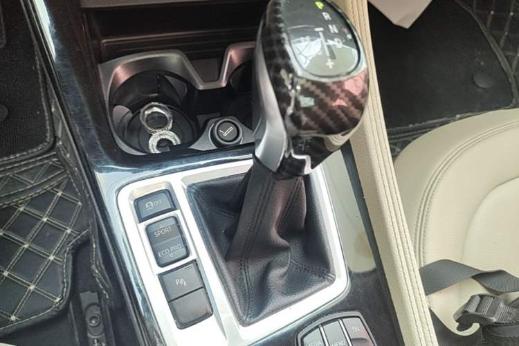 Used BMW 1 Series 2017 118i Design Package Model Gear Lever