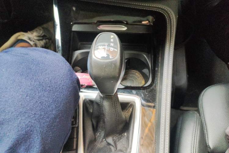 Used BMW 1 Series 2017 120i Design Package Model Gear Lever