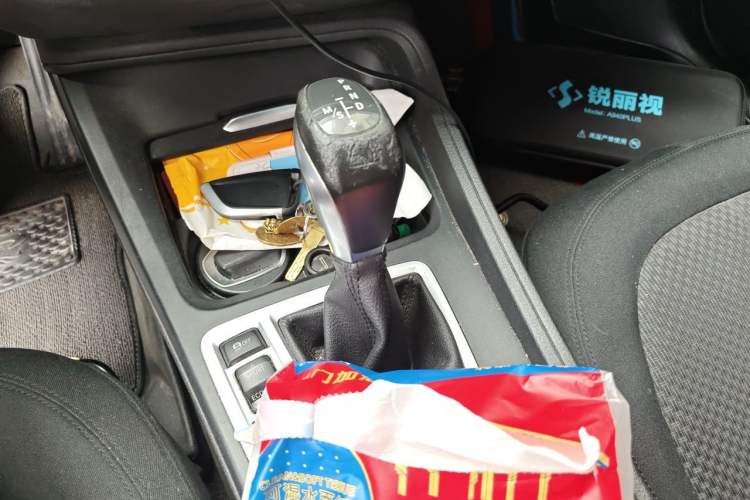 Used BMW 1 Series 2017 118i Fashion Model Gear Lever