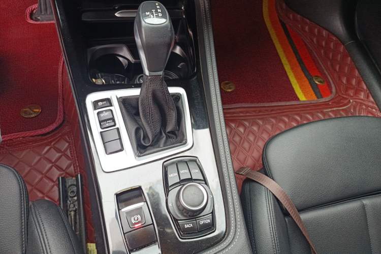 Used BMW 1 Series 2017 118i Sport Edition Gear Lever