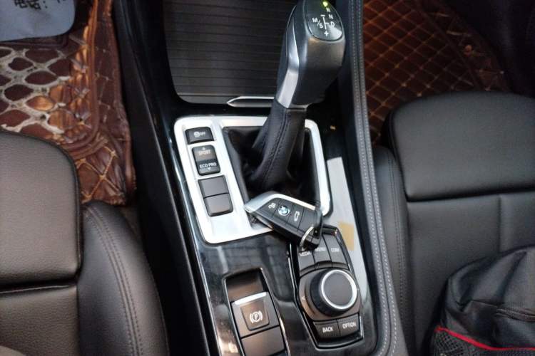 Used BMW 1 Series 2017 118i Sport Edition Gear Lever