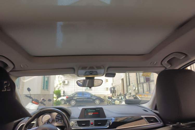 Used BMW 1 Series 2017 118i Sport Edition Headliner