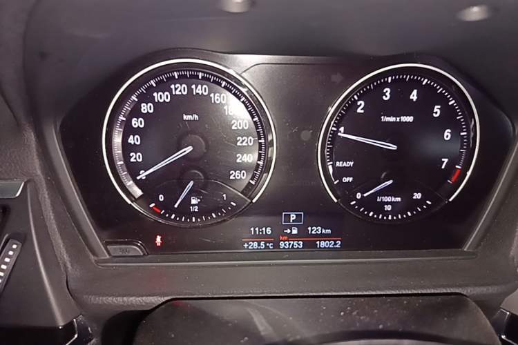 Used BMW 1 Series 2017 118i Sport Edition Instrument Cluster