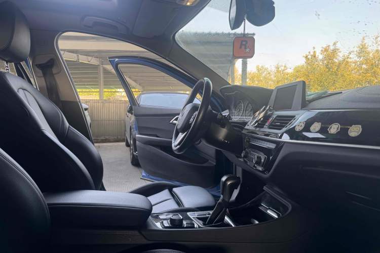 Used BMW 1 Series 2017 118i Sport Edition Interior 2