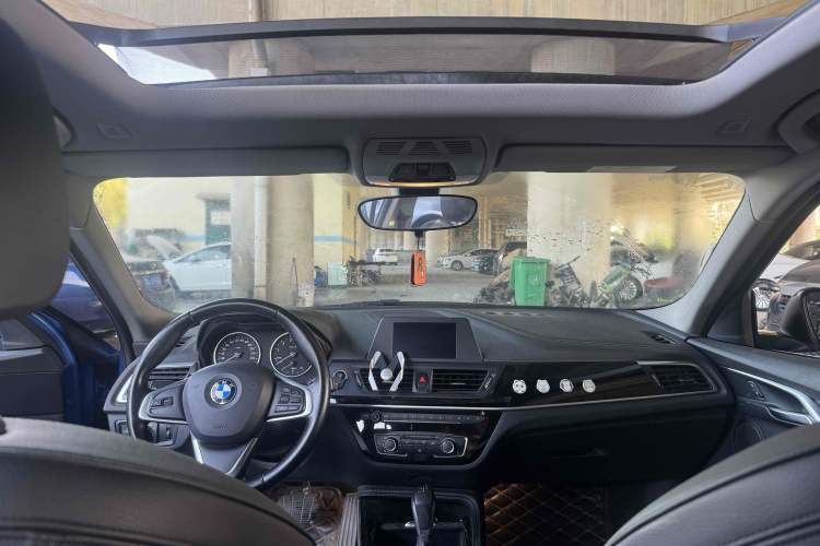Used BMW 1 Series 2017 118i Sport Edition Interior 3