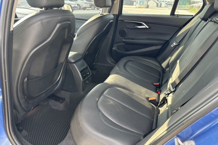 Used BMW 1 Series 2017 120i Design Package Model Interior 3