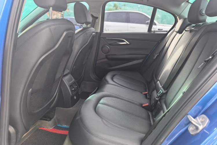 Used BMW 1 Series 2017 118i Design Package Model Interior 3