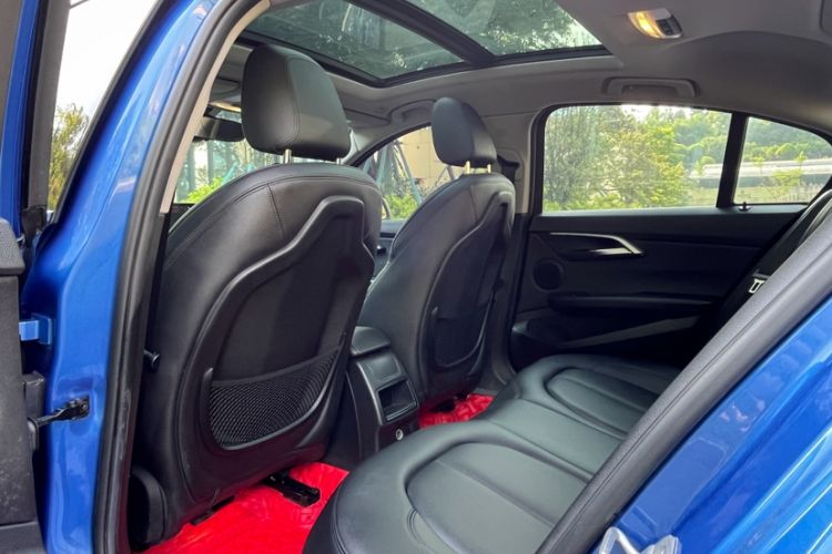 Used BMW 1 Series 2017 118i Sport Edition Interior 3