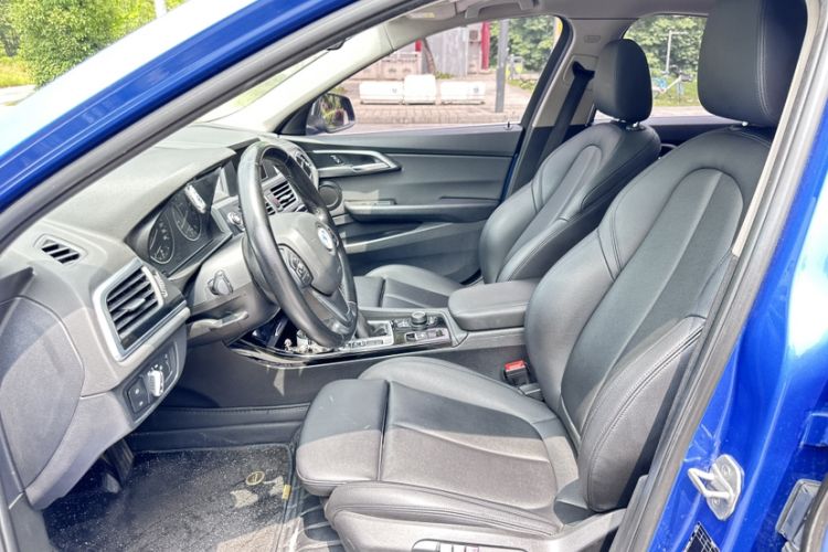 Used BMW 1 Series 2017 118i Sport Edition Interior 4
