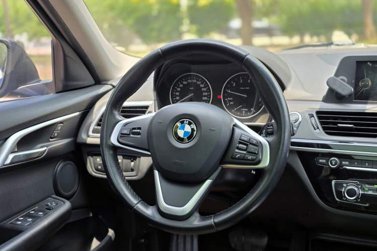 Used BMW 1 Series 2017 118i Sport Edition Interior 5