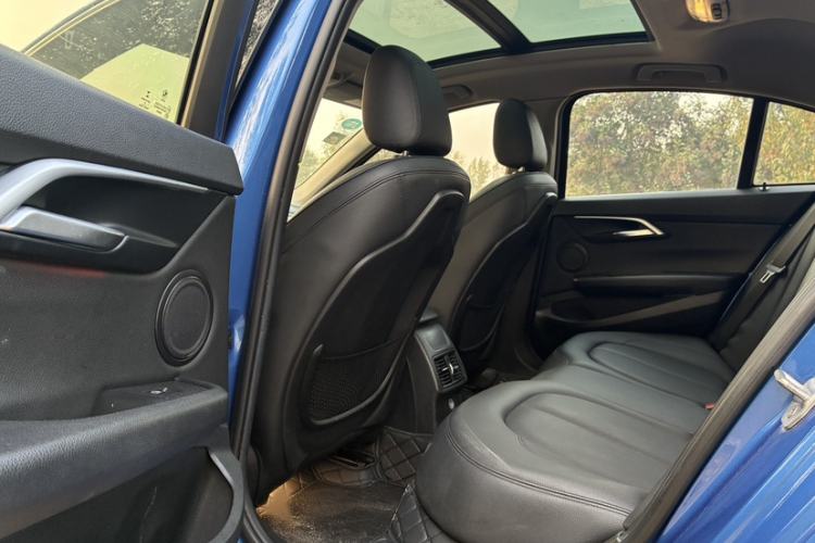 Used BMW 1 Series 2017 120i Design Package Model Interior 7