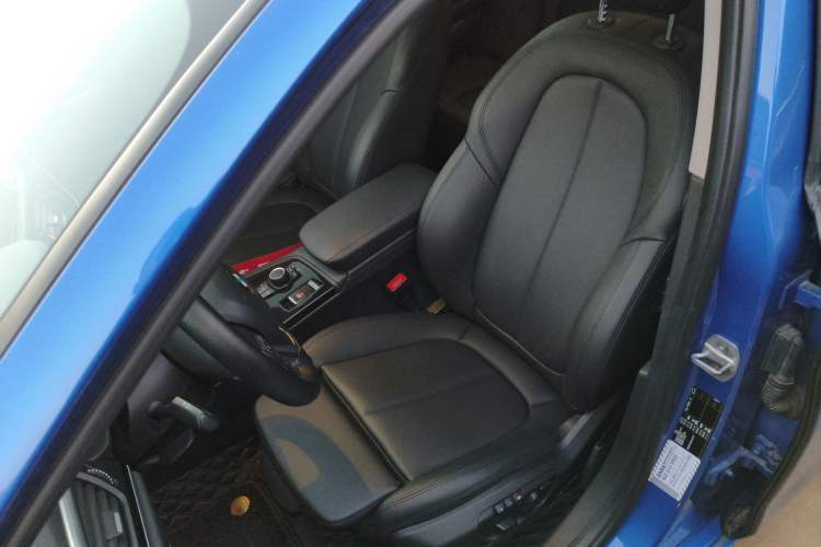 Used BMW 1 Series 2017 118i Sport Edition Left Front Seat