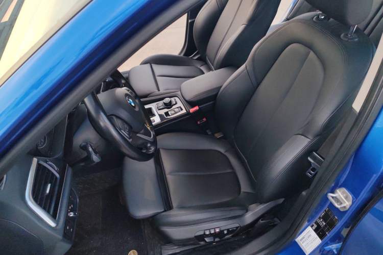 Used BMW 1 Series 2017 118i Sport Edition Left Front Seat