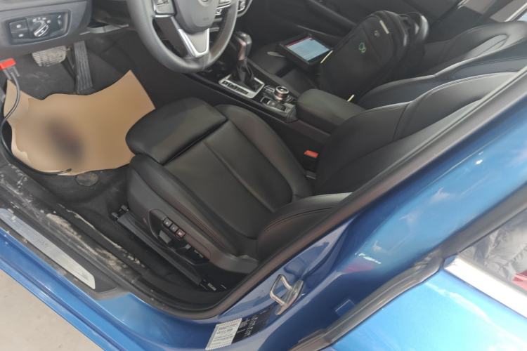 Used BMW 1 Series 2017 118i Design Package Model Left Front Seat