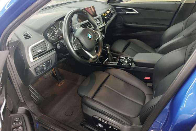 Used BMW 1 Series 2017 118i Design Package Model Left Front Seat
