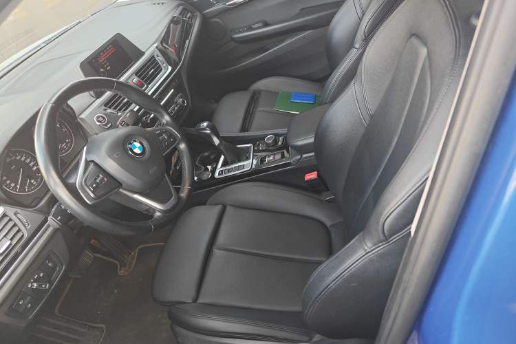 Used BMW 1 Series 2017 118i Sport Edition Left Front Seat