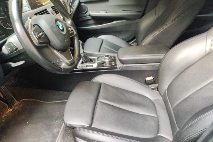 Used BMW 1 Series 2017 120i Design Package Model Left Front Seat