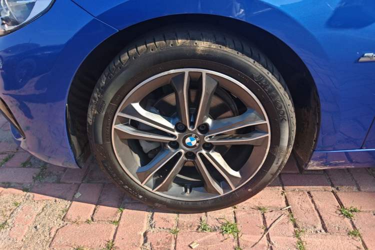 Used BMW 1 Series 2017 118i Sport Edition Left Front Wheel Hub
